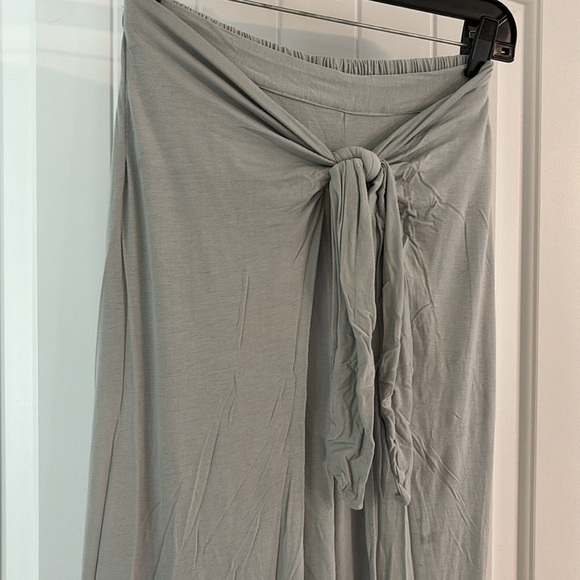 beach pants - Picture 2 of 3